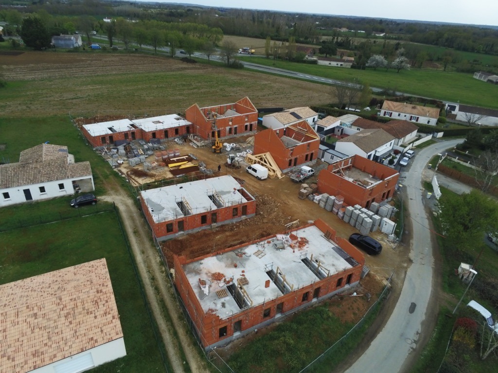 CONSTRUCTION DE 18 PAVILLONS TONNAY CHARENTE (17)